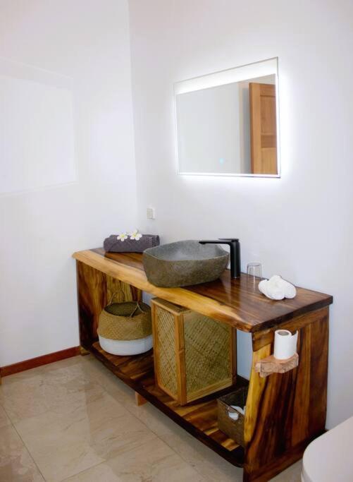 Bungalow Tiarii, Avec Acces Direct A Une Plage Privee Tevaitoa Bagian luar foto