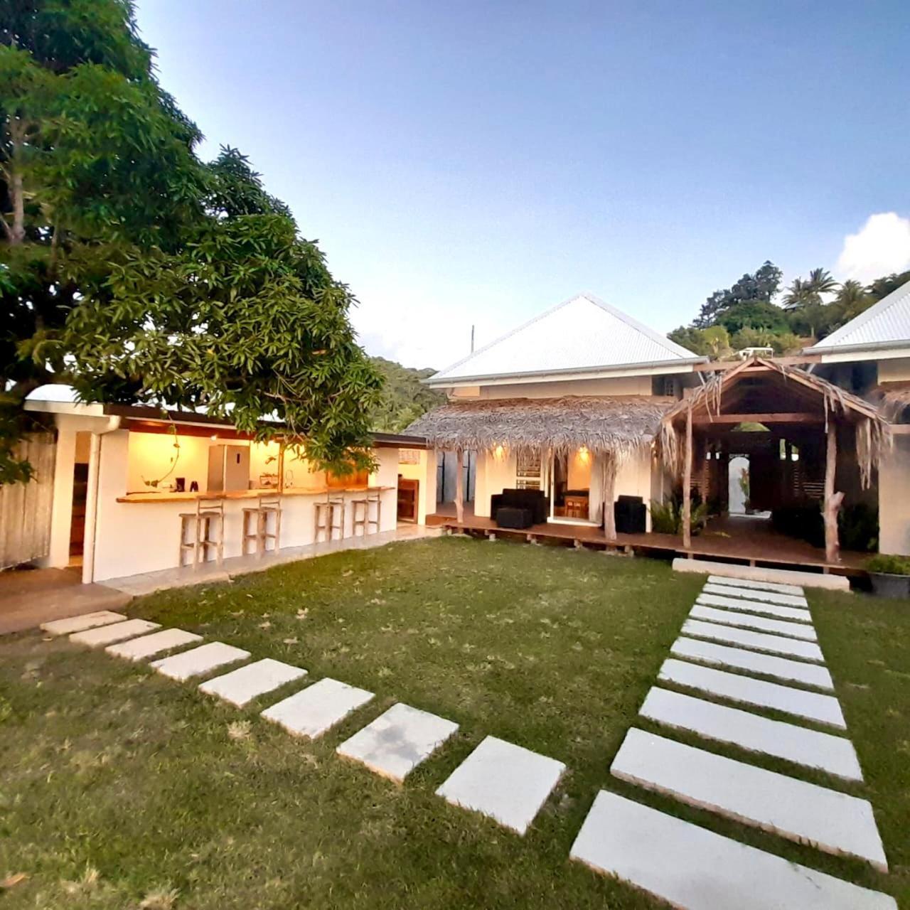 Bungalow Tiarii, Avec Acces Direct A Une Plage Privee Tevaitoa Bagian luar foto